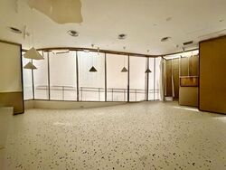 111 Somerset (D9), Retail #633704471
